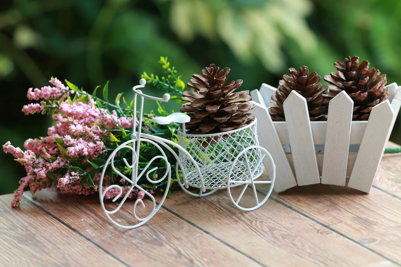 property taken product, product packaging, beautiful flowers, flower to the bike, flowers and bicycles, bicycles, flowers, property, packaging, plastic flowers, plastic flower, nature, along with the beautiful elements, with beautiful elements, flower, flower background, decoration shop, flower wallpaper, props, commuter photo, appliances play. Florist trends compared: what actually changes for buyers in 2027